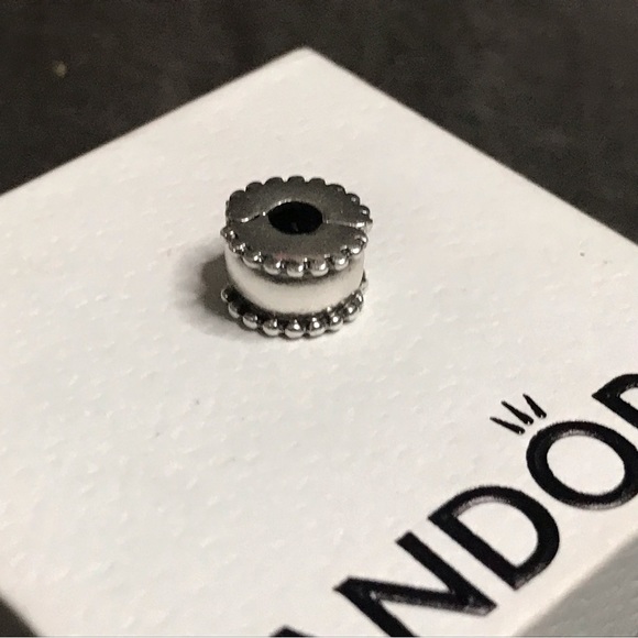 Authentic Pandora Clip Charm - Picture 2 of 3